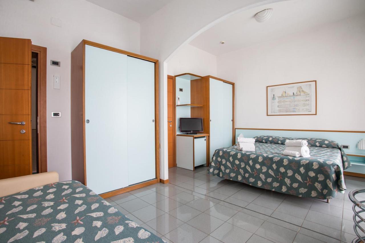 Hotel Gaby Ρίμινι Εξωτερικό φωτογραφία