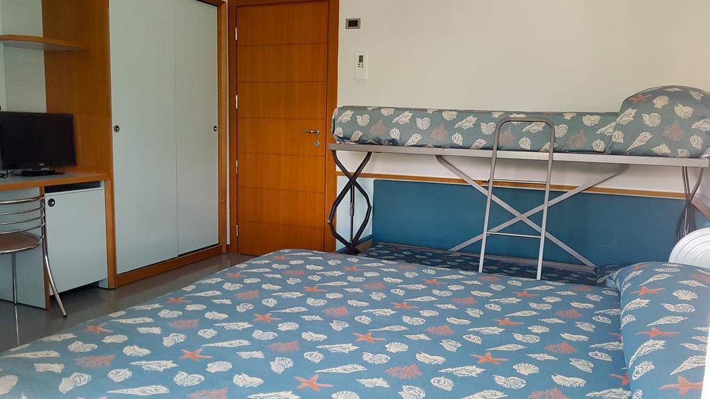 Hotel Gaby Ρίμινι Εξωτερικό φωτογραφία